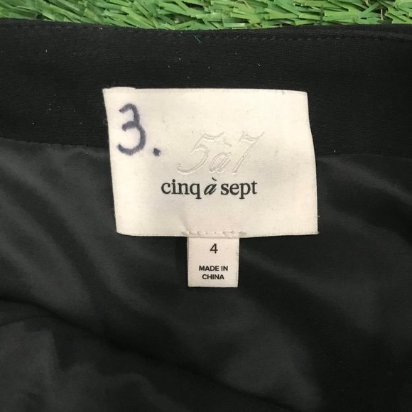 Cinq A Sept Black Mini-Skirt Screen-Worn 'Dare Me' - Picture 5 of 6